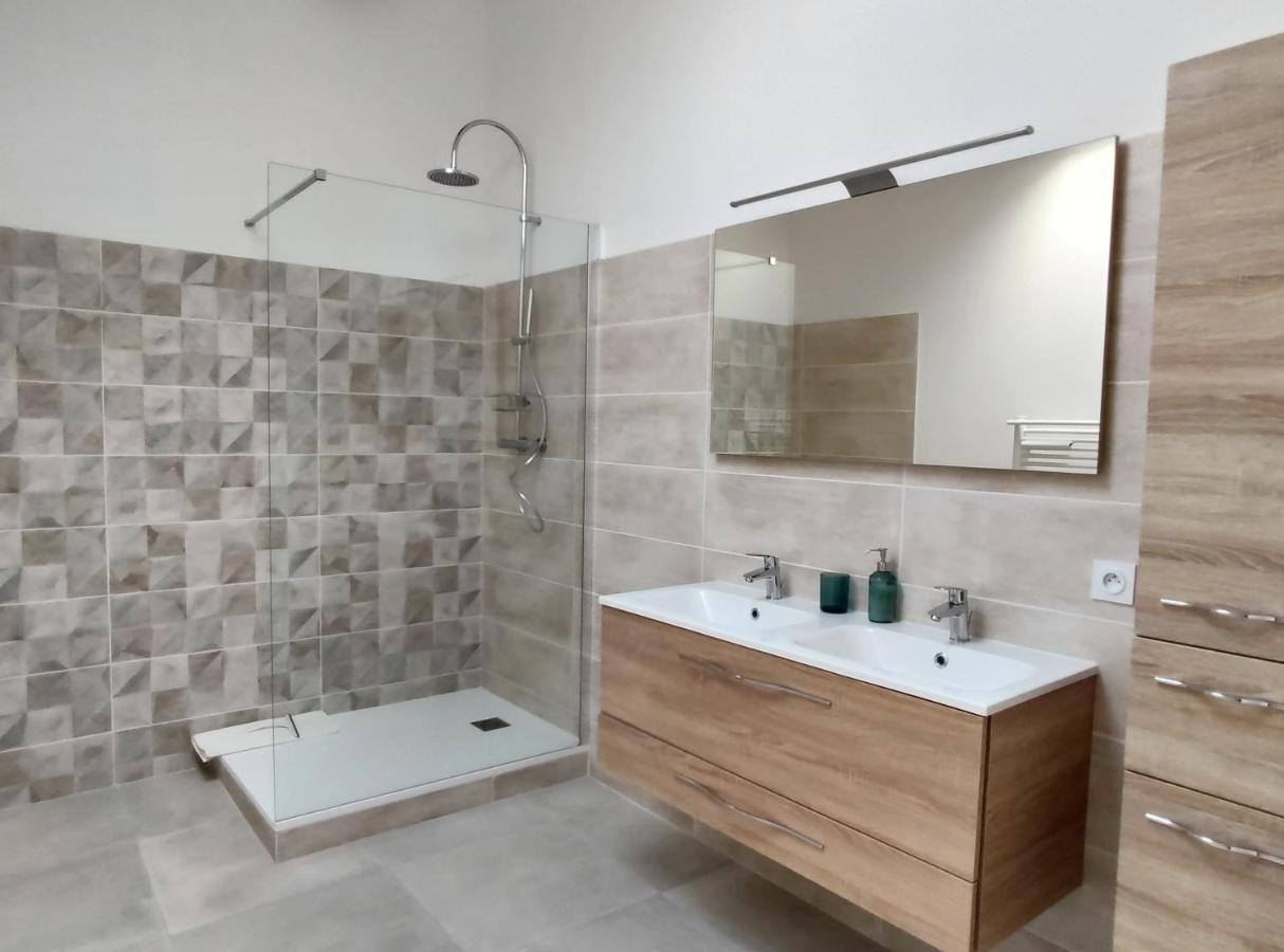 Colormix 3 Etoiles - 95M2 Plein Centre - Ensoleille Climatise Apartment Meze Exterior photo