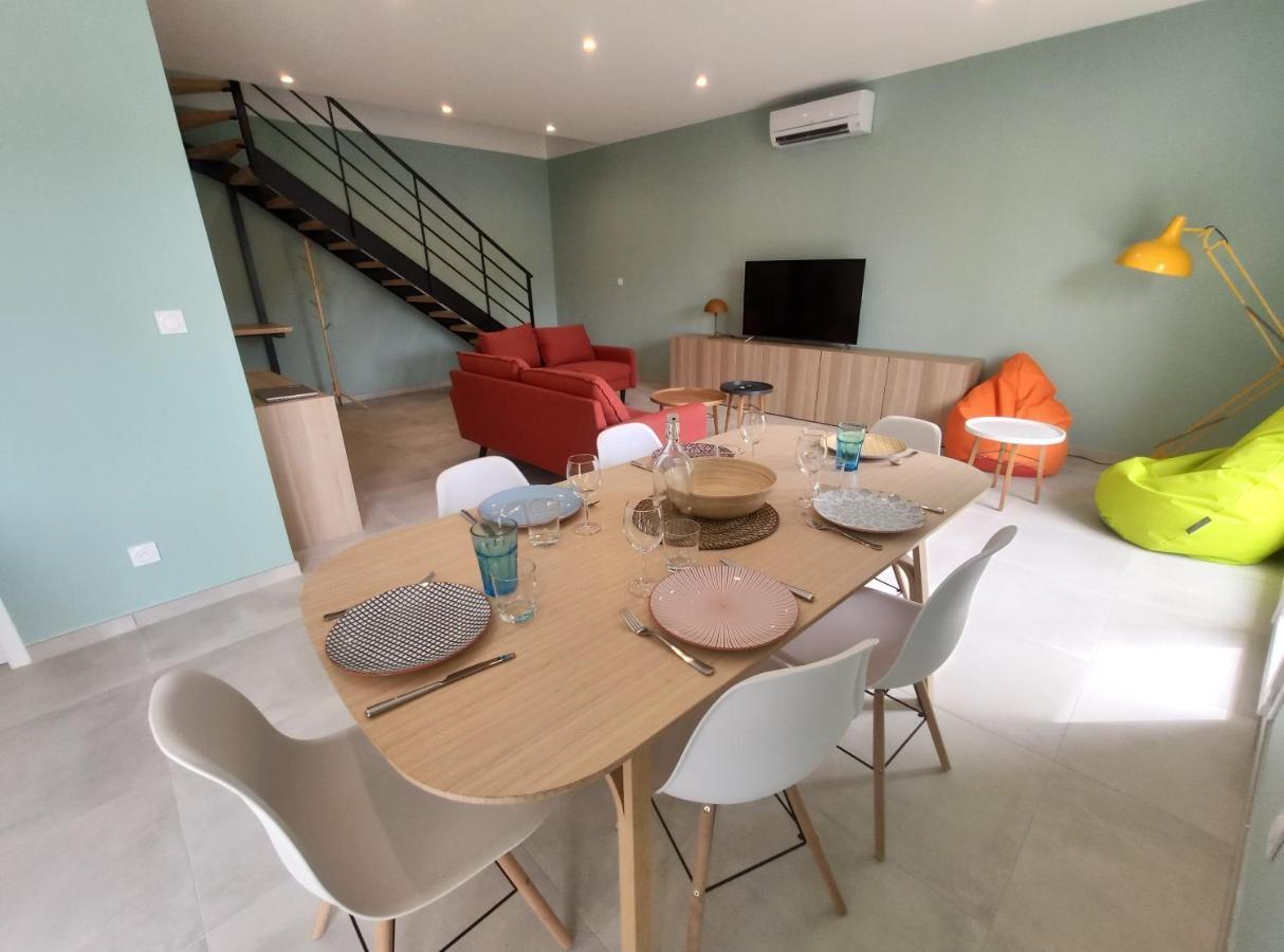 Colormix 3 Etoiles - 95M2 Plein Centre - Ensoleille Climatise Apartment Meze Exterior photo